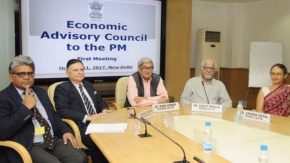 Chairman of Economic Advisory Council to the Prime Minister (EAC-PM) Bibek Debroy chairs the first meeting council at NITI Aayog in New Delhi. (Photo: IANS)