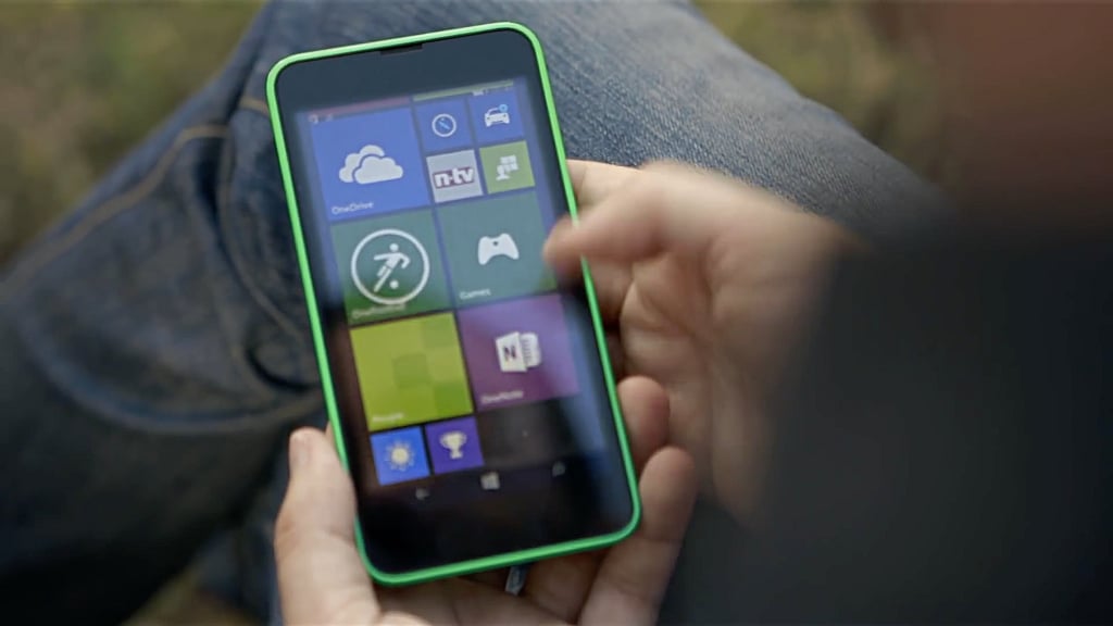Microsoft has decided to discontinue developing new hardware and features for Windows phones. 