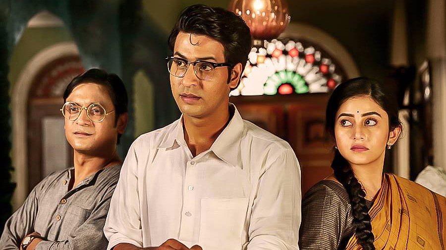 (From left) <i>Byomkesh </i>stars Subrat Dutta, Anirban Bhattacharya and Ridhima Ghosh.