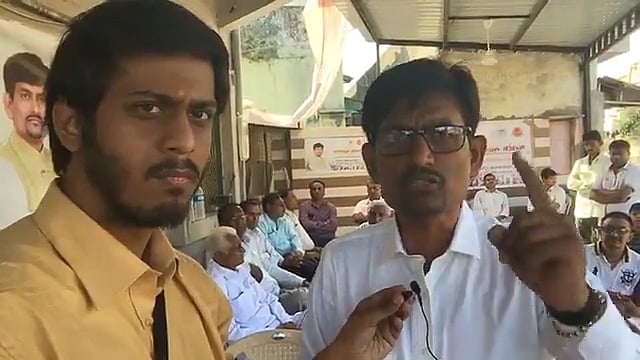 Congress leader Alpesh Thakor during an FB live with <b>The Quint</b>.