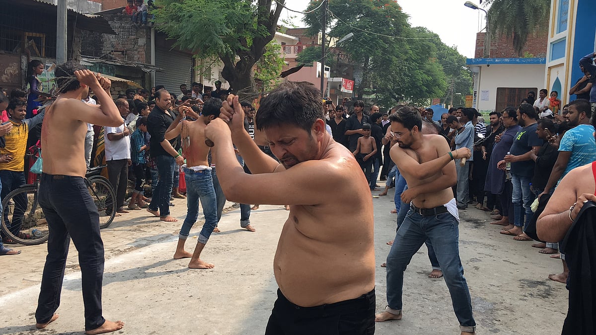 Shia Mourning on the10th day of Muharram