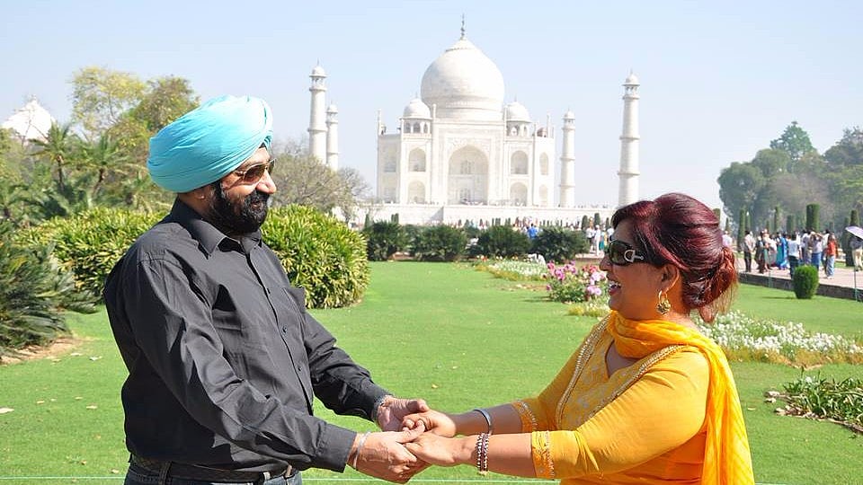 Jaspal Bhatti with his wife, Savita. 