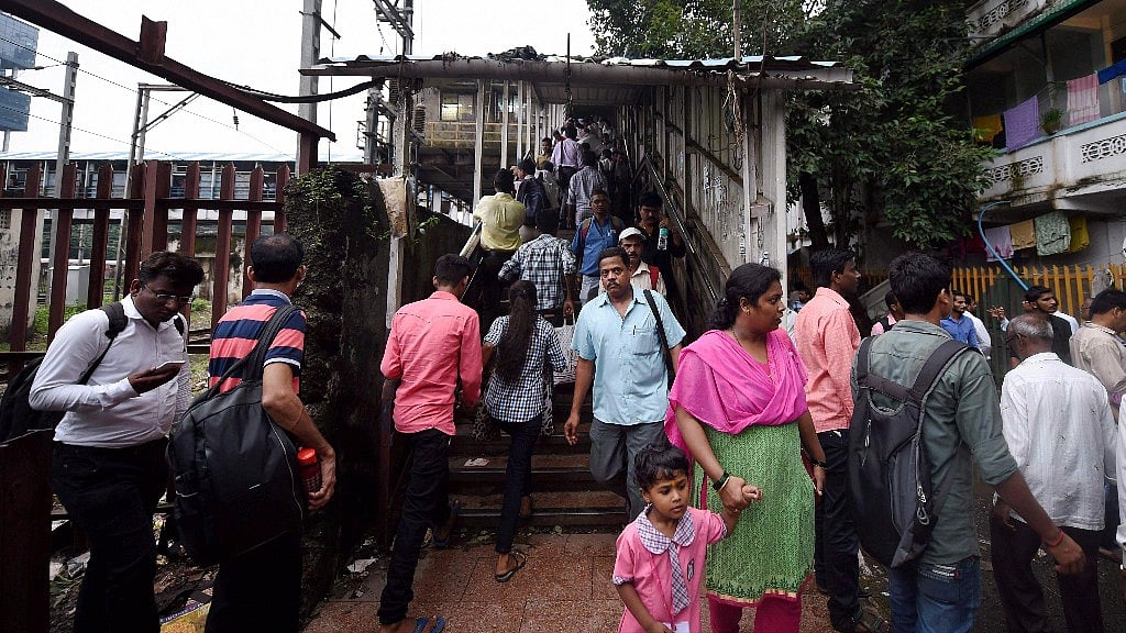 Mumbaikars at Elphinstone foot overbridge