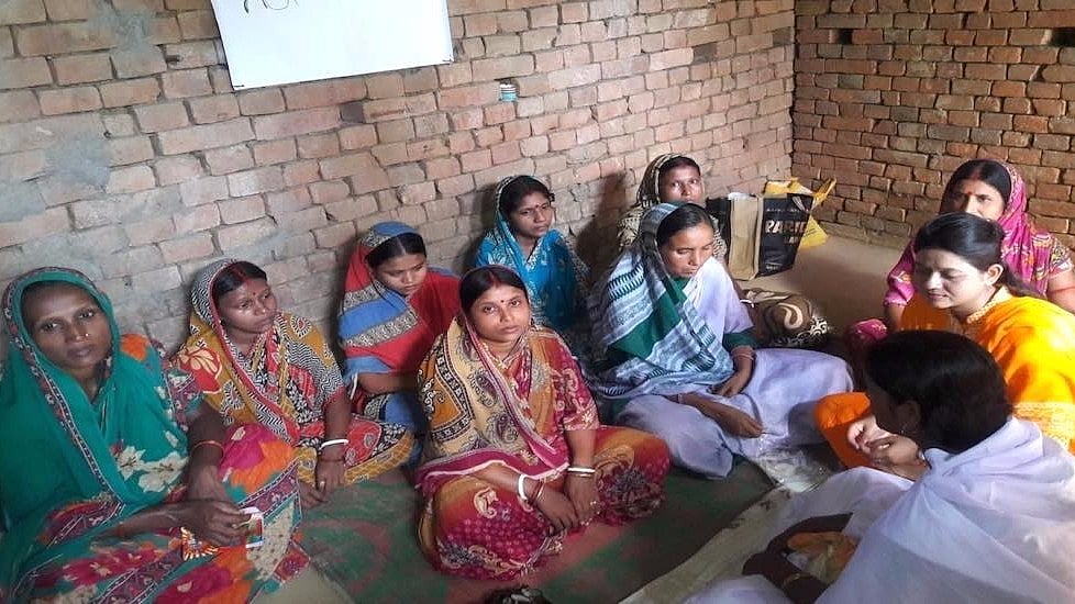 Women of the Ilami panchayat learn about health, hygiene and pregnancy care at the night school. 