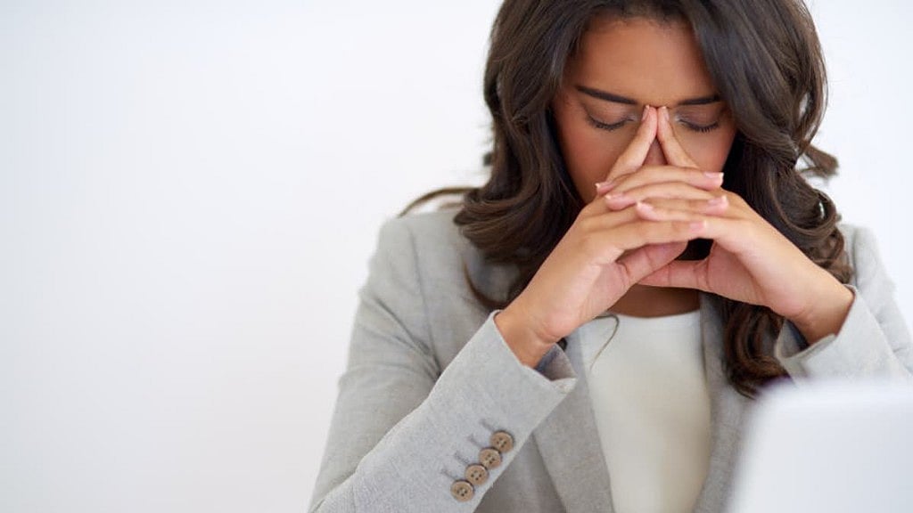 Our body gives us several signs to tell us that we’re headed for a burnout.