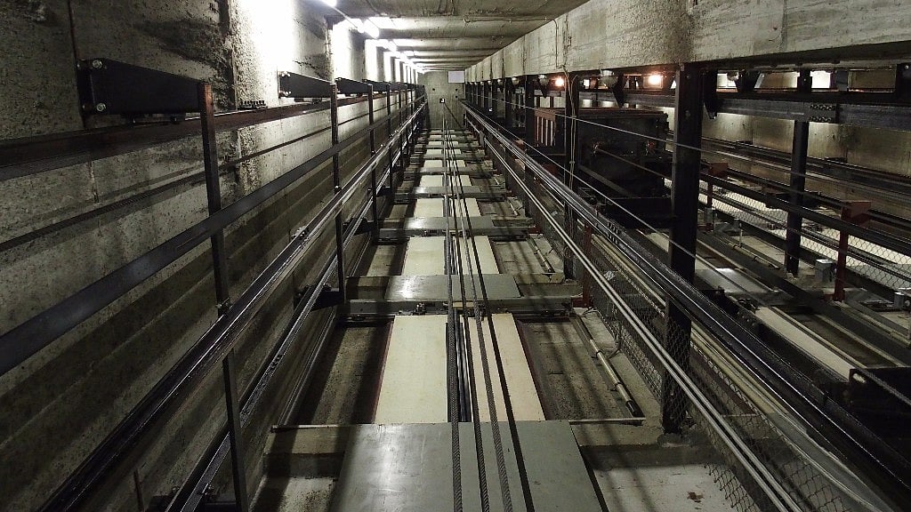 The lack of safety grills around the lift was the reason why the boy didn’t survive the accident.