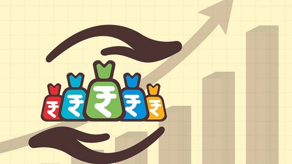 There has been a decline in nominal GDP growth right from 2011, suggesting a structural problem with India’s economic growth, which may have nothing to do with demonetisation or the launch of the GST. (Photo: The Quint)