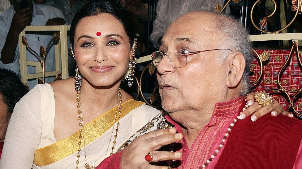 Rani Mukerji’s father Ram Mukherjee passes away in Mumbai.