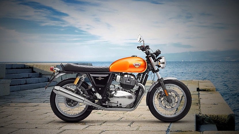 The Royal Enfield Interceptor INT 650 has classic cruiser styling from the 1960s. 