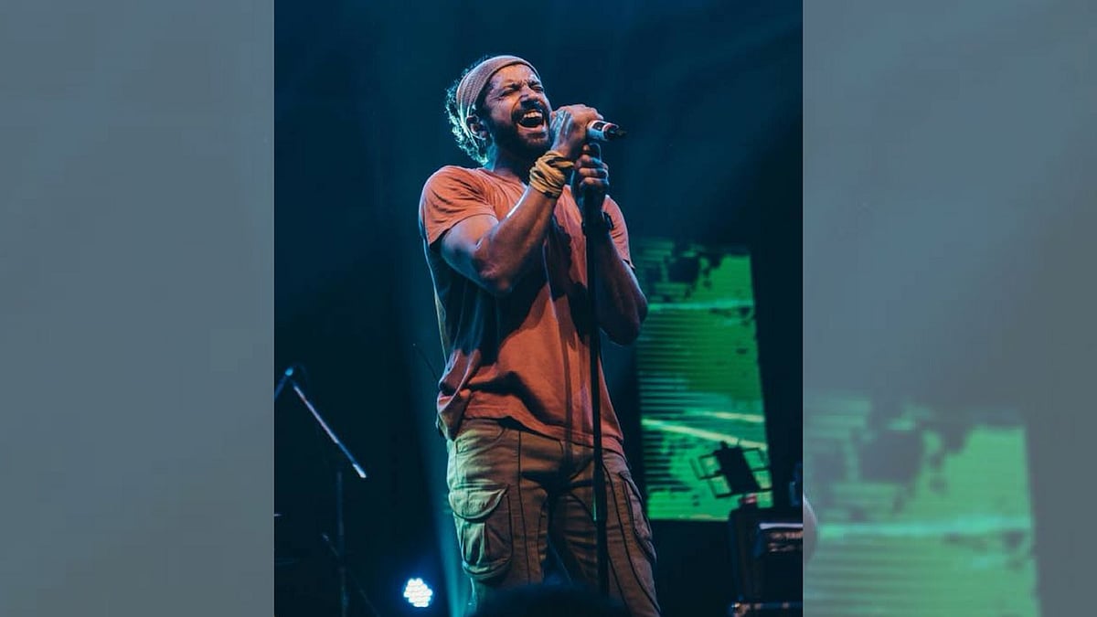 Farhan Akhtar is singing for a cause.&nbsp;