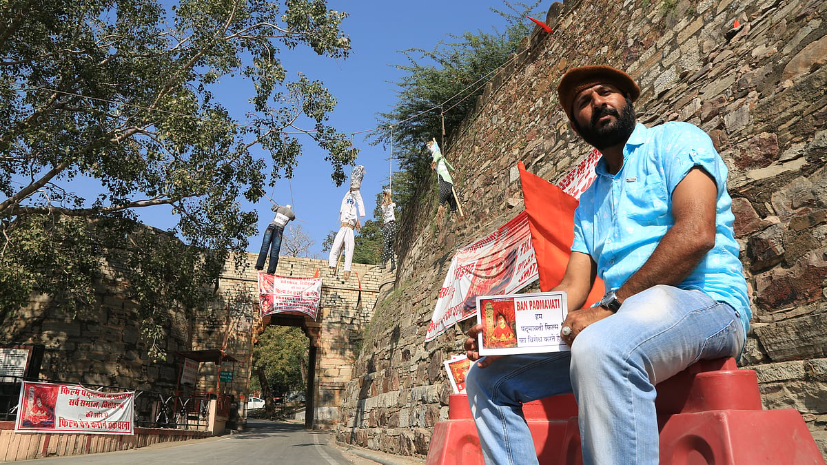 Sarv Samaj member have demanded a ban on the release of the film Padmavati.&nbsp;