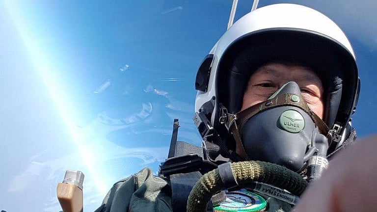 Privileged to be flown on the Tejas: Singapore Defence Minister 