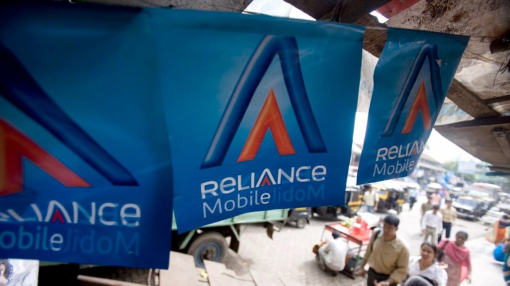 More Chinese banks are looking to file insolvency cases against RCom