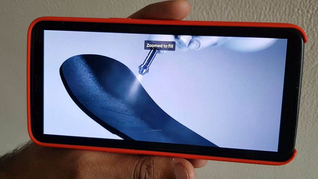 YouTube is finally warming up to 18:9 screen for its videos. 