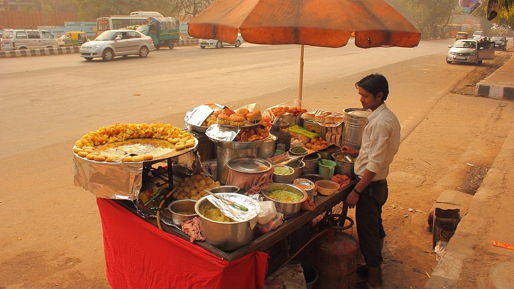 Image of a street vendor in Mumbai.