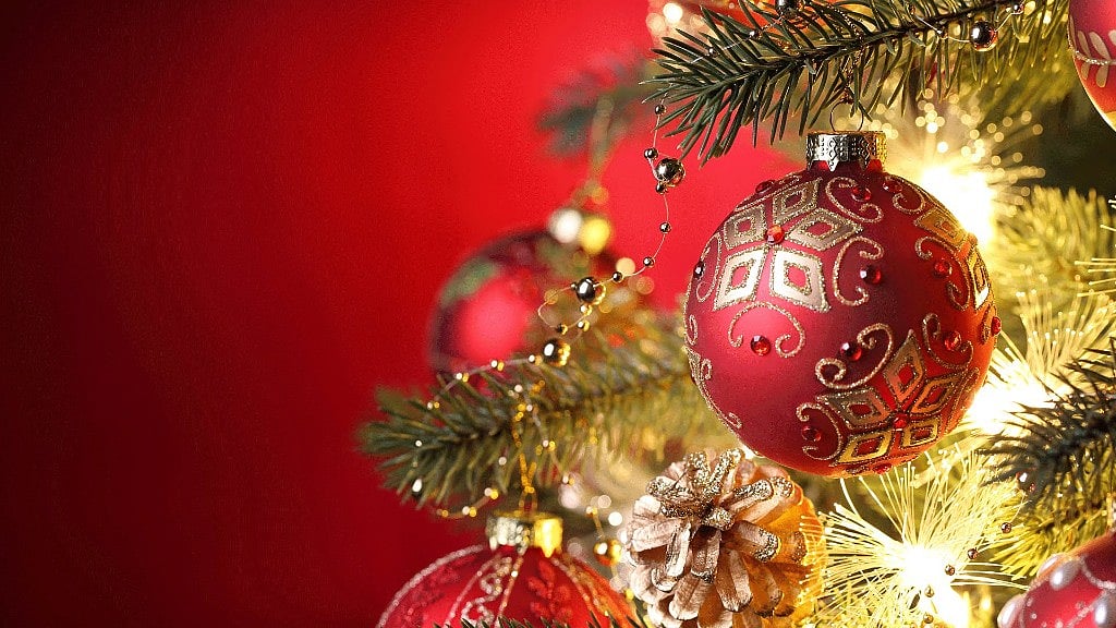 No matter what age you are, no matter what faith you believe in, no matter what language you speak, here’s your ultimate Christmas Day party playlist.
