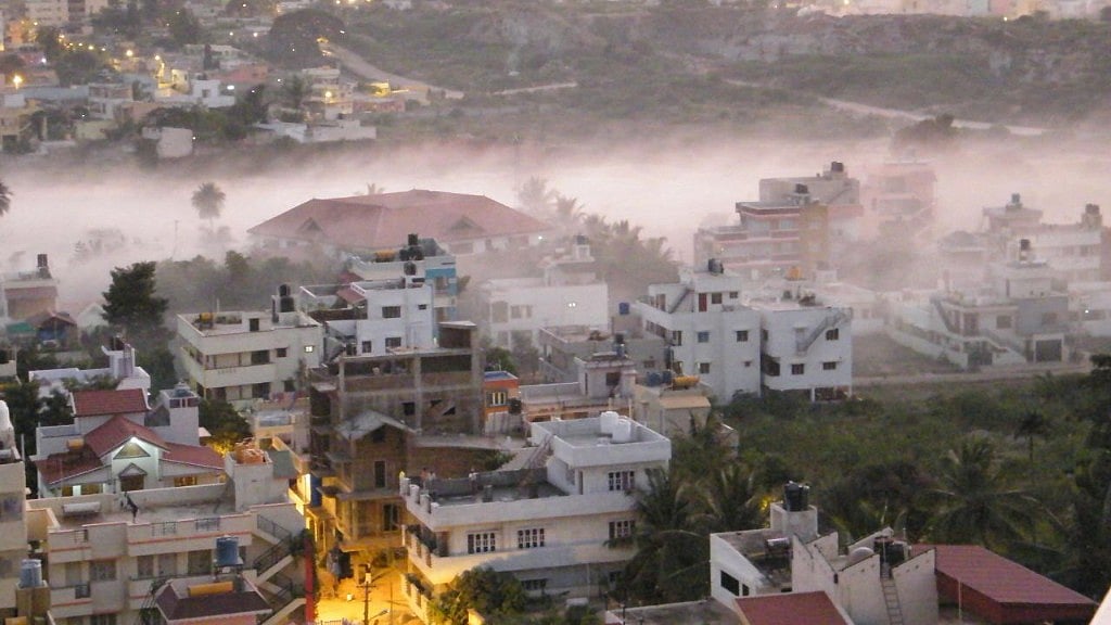 The residents of Shetty Halli and Mallasandra in Bengaluru have been finding it difficult to breathe due to burning of waste in open lands.