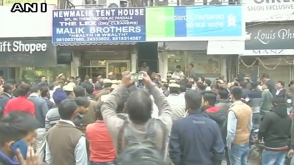 The defence Colony in south Delhi wore a deserted look as many shops were shut.