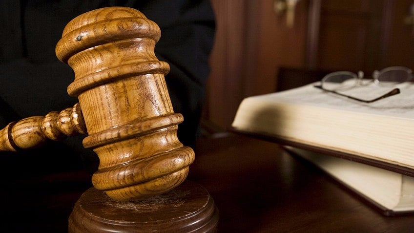 The Supreme Court has said hotels and restaurants can sell bottled water and pre-packaged food above MRP.