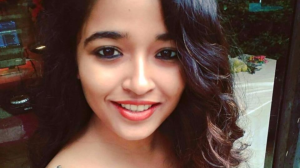 24-year-old anchor, Arpita Tiwary was found in a pool of blood in a Malad hi-rise.