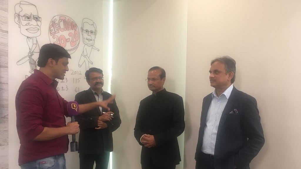Meghnad Bose, Neeraj Gupta, CSDS director Sanjay Kumar, and Sanjay Pugalia analyse the incoming numbers.