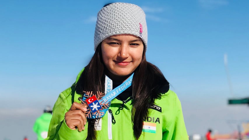 Aanchal hails from Burua, a small village in Manali.