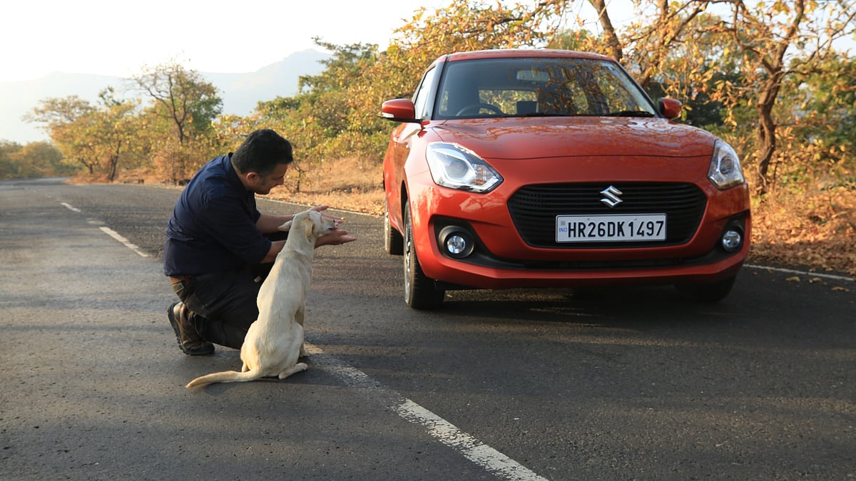 The front of the car has a wider, smiling face, but retains that Swift familiarity to all.&nbsp;