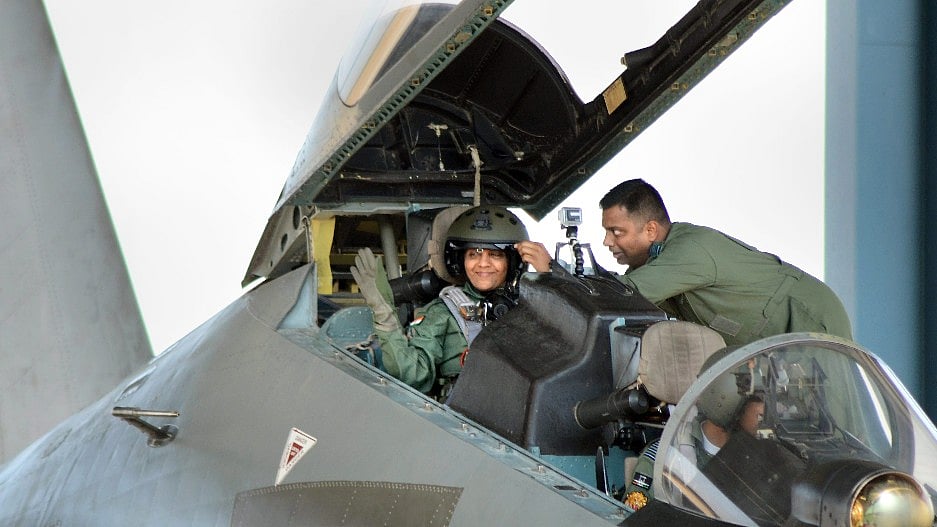 Defence Minister Nirmala Sitharaman waves from the cockpit of the IAF’s Sukhoi-30 MKI before taking off for a sortie in Jodhpur on 17 January.