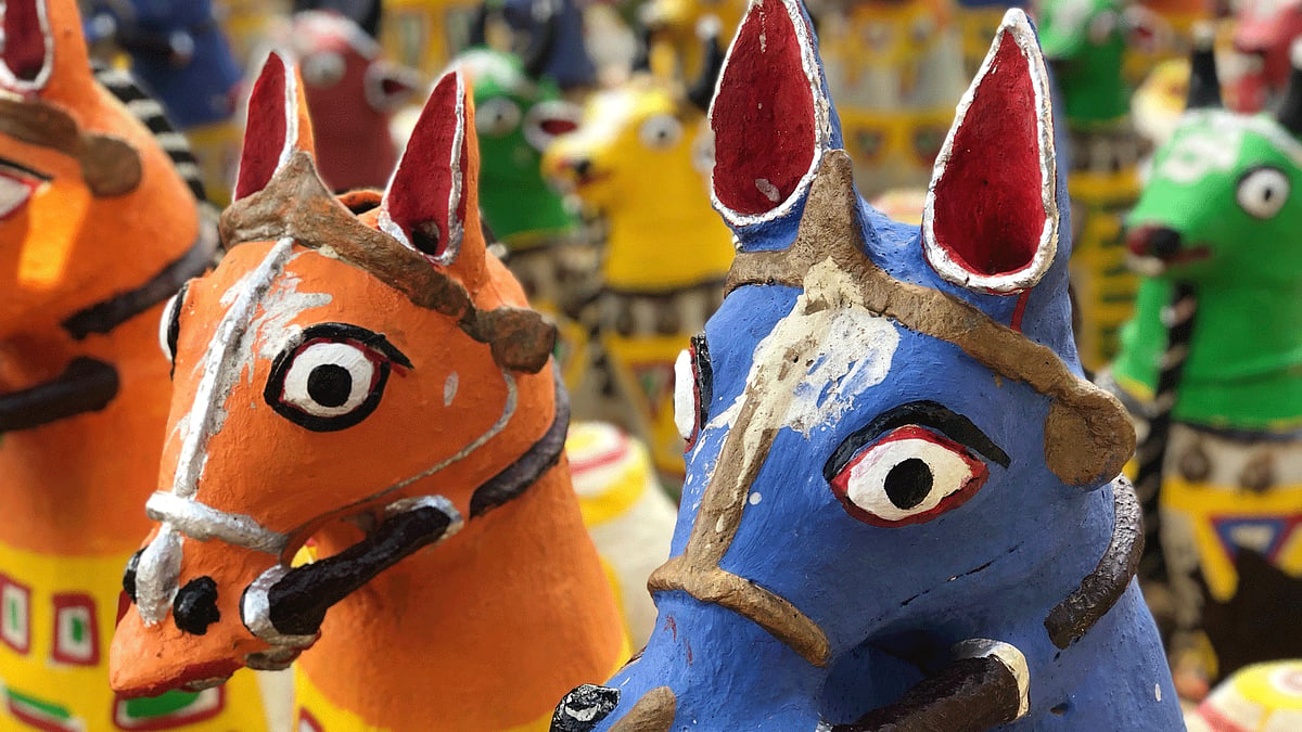 An army of ‘Aiyanar’s horses and bulls.