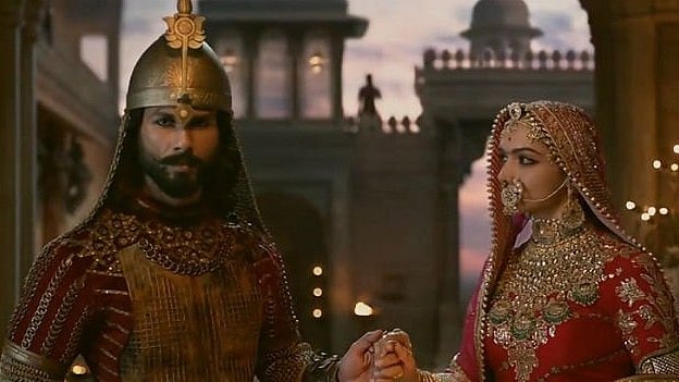 Shahid Kapur and Deepika Padukone in a still from <i>Padmaavat. </i>Photo Courtesy: YouTube Screenshot