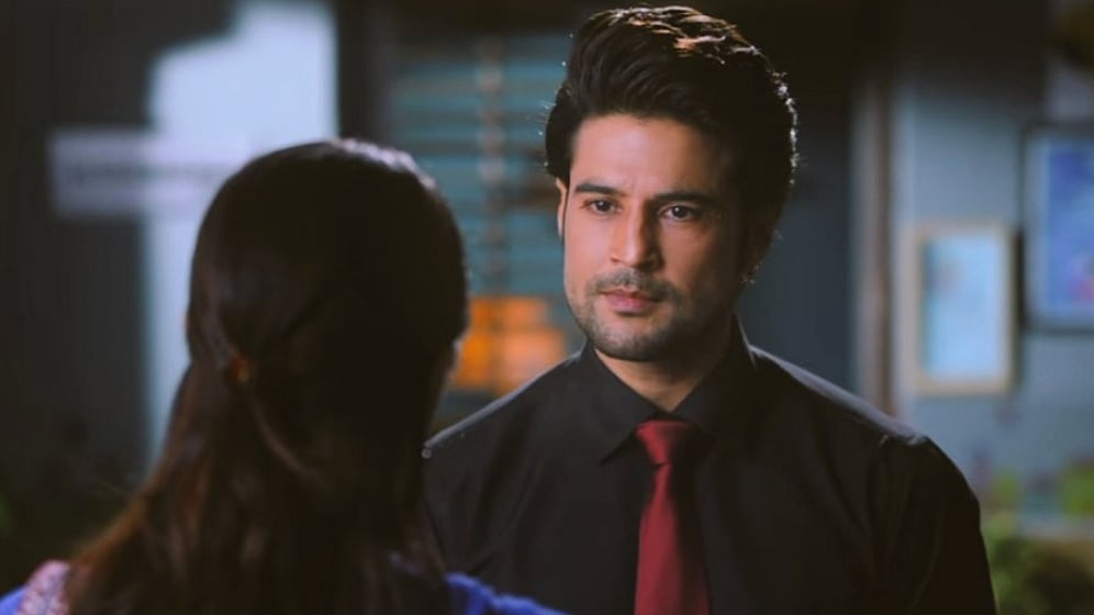 Rajeev Khandelwal in a still from <i>Haq Se</i>.