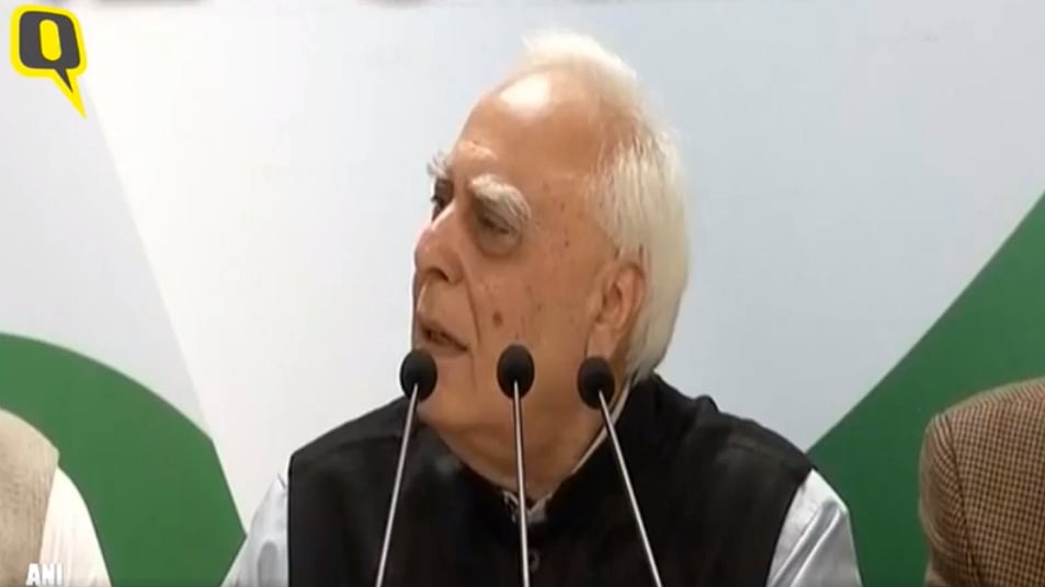 Congress leader Kapil Sibal addresses a press conference on the concerns surrounding Judge BH Loya’s death, in New Delhi on Wednesday, 31 January. 