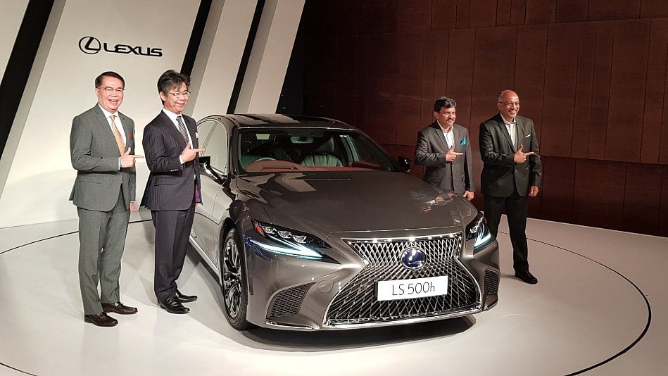 The Lexus LS 500h is the company’s flagship sedan.
