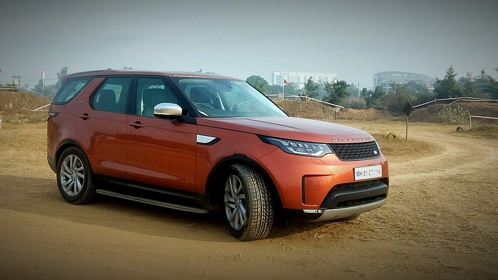 The 2017 Land Rover Discovery is a versatile vehicle. 