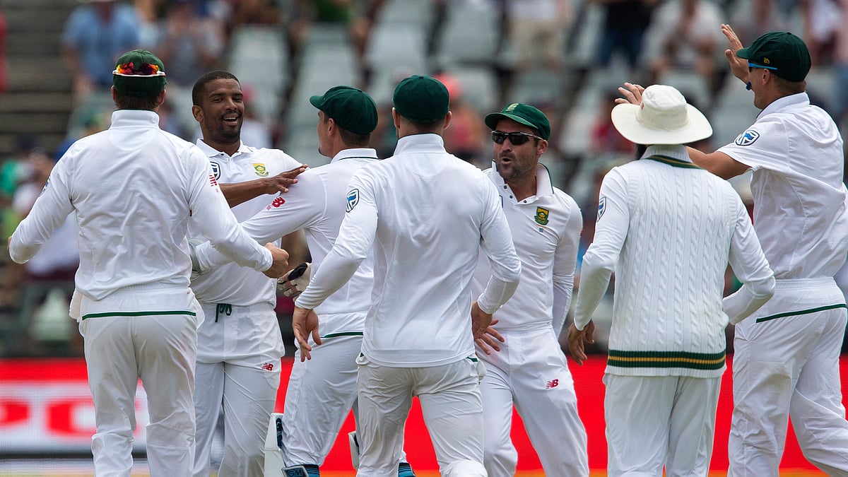 South African bowler Vernon Philander celebrates the wicket of Murali Vijay on the fourth day of the first test between South Africa and India at Newlands Stadium, in Cape Town, South Africa.