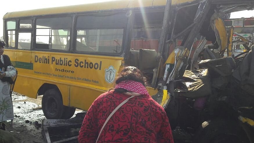 Bus collision in Indore.
