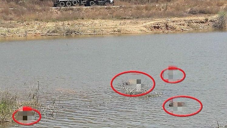 Though unidentified, the police have said the bodies belonged to men aged between 30 to 40 years.