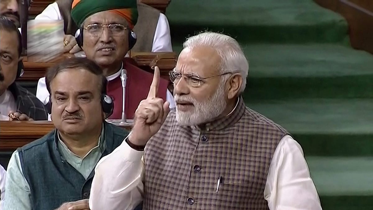 PM Modi delivering address i Lok Sabha