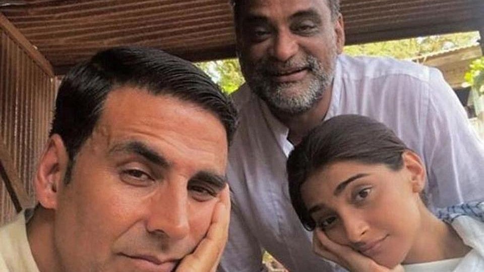R Balki, Akshay Kumar and Sonam Kapoor on the sets of <i>PadMan.</i>