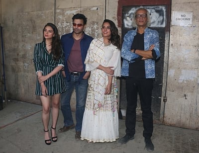 Mumbai: Actors Aditi Rao Hydari, Rahul Bhat and Richa Chadda with director Sudhir Mishra during a photo shoot for their upcoming film