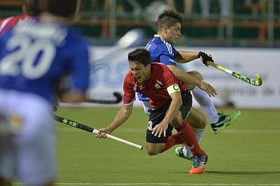 Gonzalo Peillat (R). (IANS/EFE/Juan Ignacio Roncoroni)