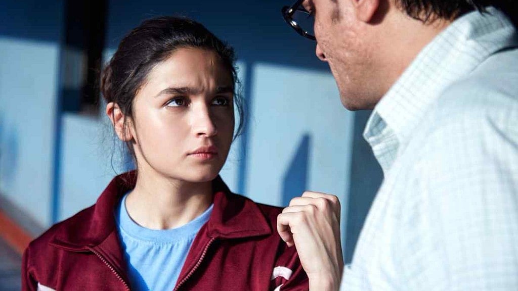 Alia Bhatt in a still from <i>Raazi</i>.
