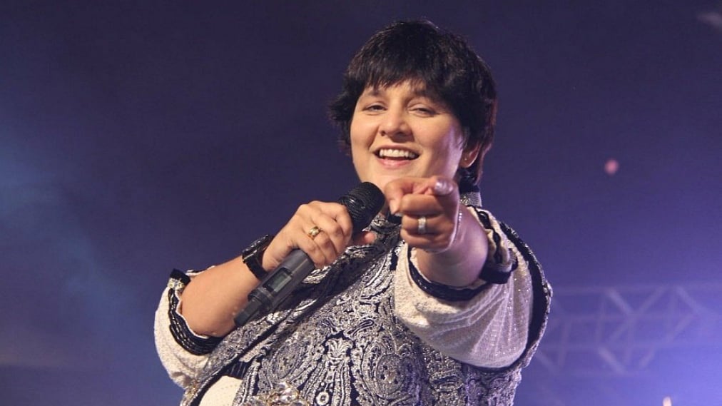 Happy Birthday Falguni Pathak!