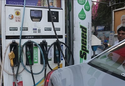 New Delhi: The petrol price in Delhi touched a near-five year high of Rs 73.83 a litre while the price of diesel also touched a fresh record high in the national capital, on April 2, 2018. (Photo: IANS)