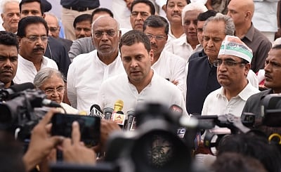 New Delhi: Congress President Rahul Gandhi along with party leaders Sheila Dikshit, Mallikarjun Kharge, Ashok Gehlot and Ajay Maken, talks to the press during the Congress