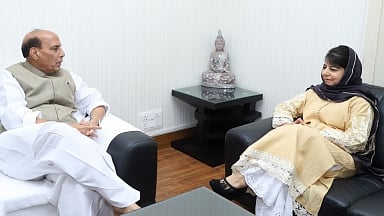 Union Home Minister Rajnath Singh and Jammu and Kashmir Chief Minister Mehbooba Mufti. Image used for representational purpose only.