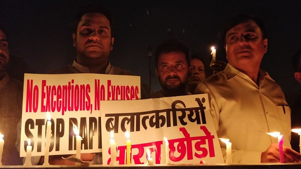 People protesting against the Kathua rape at India Gate in New Delhi. 