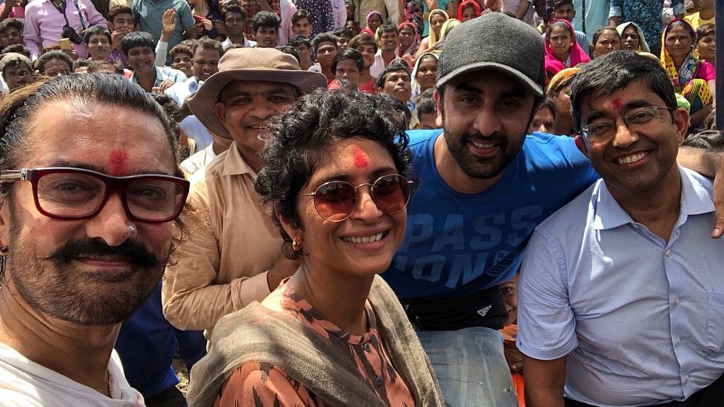 Aamir Khan, Kiran Rao and Ranbir Kapoor take a selfie after  <i>shramdaan</i> for the water conservation project.&nbsp;