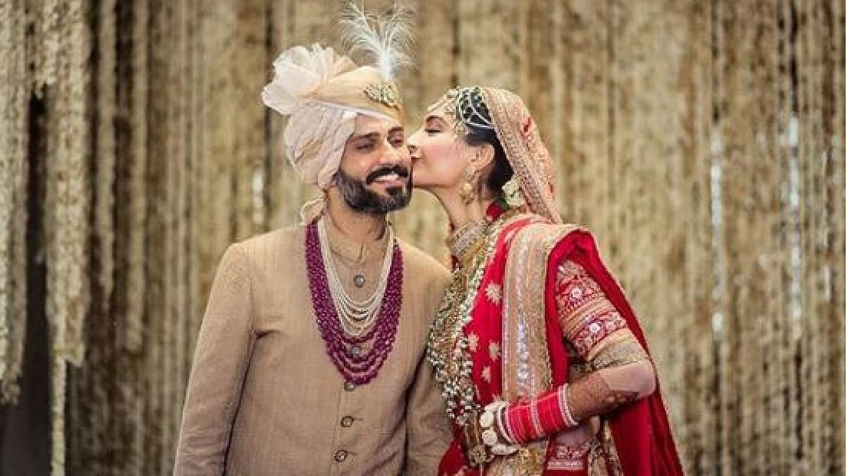 Mrs Anand Ahuja shares a photo on social media. 