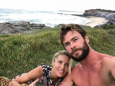 Chris Hemsworth and Elsa Pataky. (Photo: Twitter/@chrishemsworth)